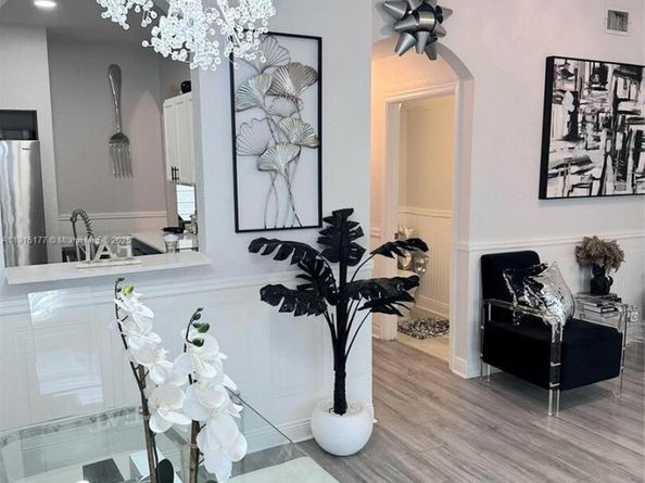 10577 NW 56th Pl, Coral Springs FL 33076