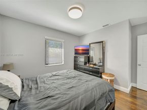 7470 SW 37th St, Miami FL 33155