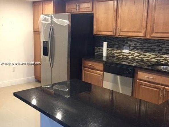 3860 NE 170th St 412, North Miami Beach FL 33160