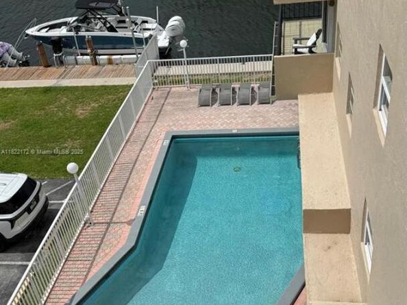 3860 NE 170th St 412, North Miami Beach FL 33160
