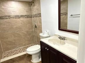 3860 NE 170th St 412, North Miami Beach FL 33160