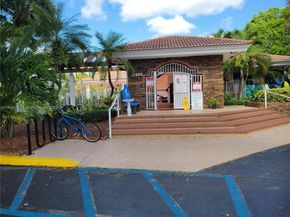 9728 Hammocks Blvd 0, Miami FL 33196
