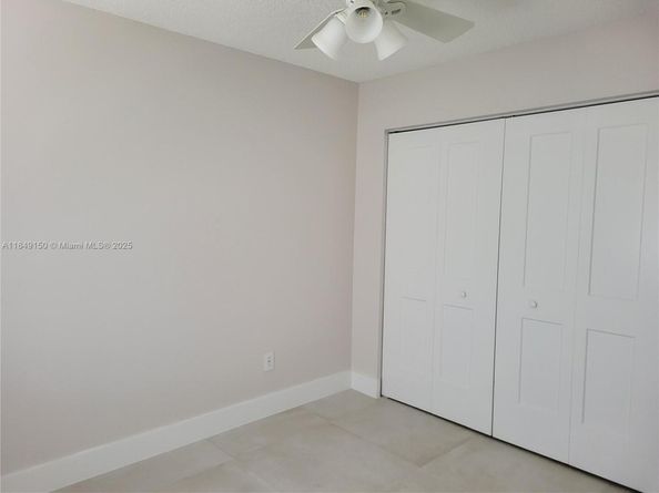 9728 Hammocks Blvd 0, Miami FL 33196