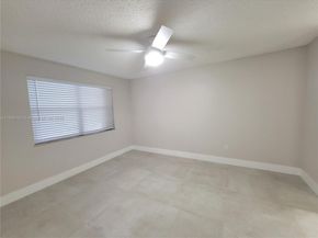 9728 Hammocks Blvd 0, Miami FL 33196