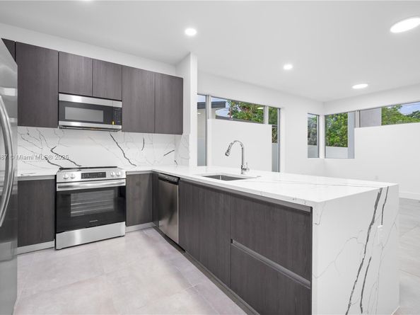 857 SW 14th Ave A, Miami FL 33135
