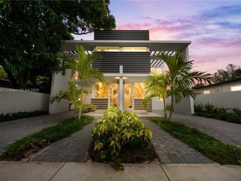 857 SW 14th Ave