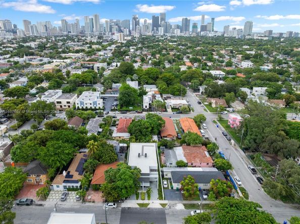 857 SW 14th Ave A, Miami FL 33135