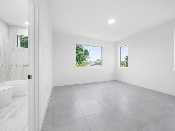 857 SW 14th Ave A, Miami FL 33135