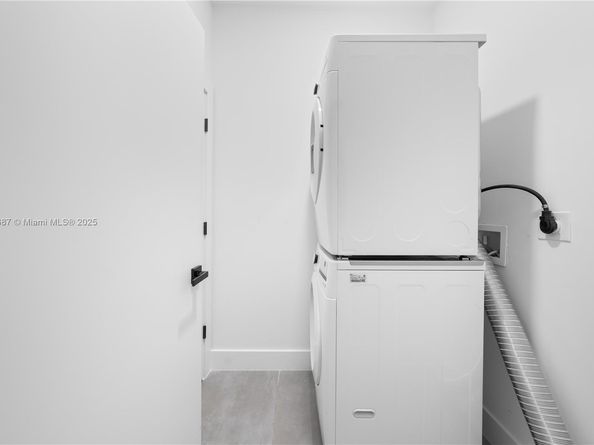 857 SW 14th Ave A, Miami FL 33135
