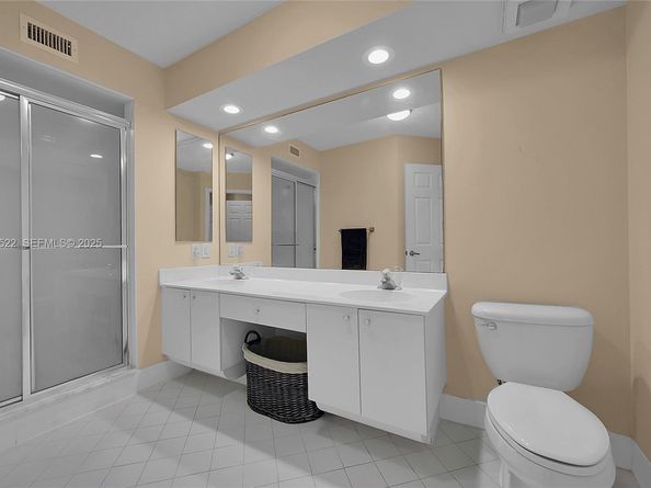 17317 Boca Club Blvd #7, Boca Raton FL 33487