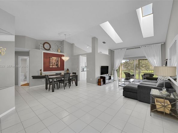 17317 Boca Club Blvd #7, Boca Raton FL 33487