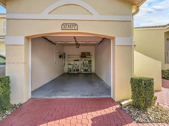 17317 Boca Club Blvd #7, Boca Raton FL 33487