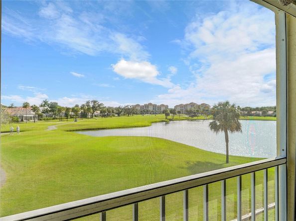 17317 Boca Club Blvd #7, Boca Raton FL 33487