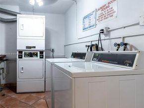2821 NE 163rd 3i, North Miami Beach FL 33160