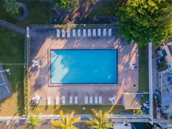 2821 NE 163rd 3i, North Miami Beach FL 33160