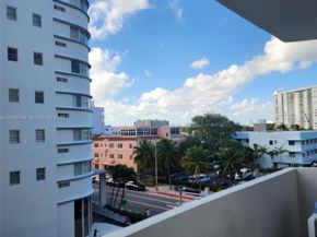 4301 Collins Ave 403, Miami Beach FL 33140