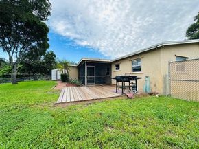 5231 SW 89th Ave, Cooper City FL 33328