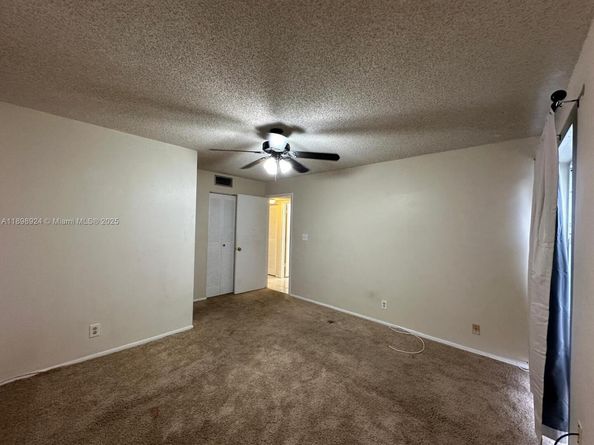 2051 NW 46th Ave F102, Lauderhill FL 33313