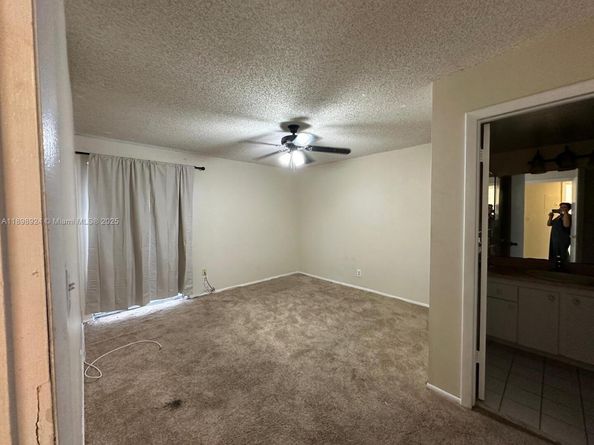 2051 NW 46th Ave F102, Lauderhill FL 33313