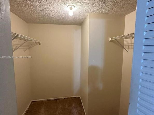 2051 NW 46th Ave F102, Lauderhill FL 33313