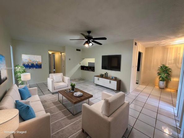 2051 NW 46th Ave F102, Lauderhill FL 33313