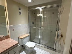 2051 NW 46th Ave F102, Lauderhill FL 33313
