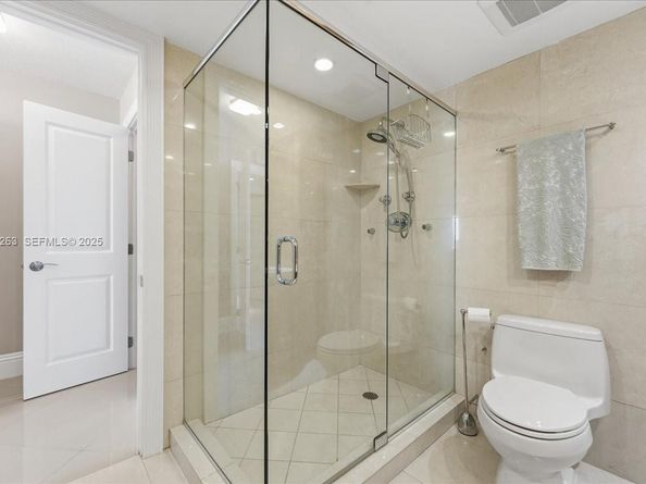 4300 N Ocean Blvd 10L, Fort Lauderdale FL 33308