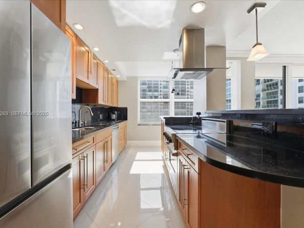 4300 N Ocean Blvd 10L, Fort Lauderdale FL 33308