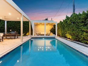2180 Alamanda Dr, North Miami FL 33181