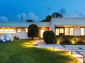 2180 Alamanda Dr, North Miami FL 33181