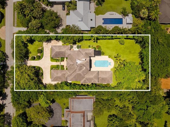 8252 SW 52nd Avenue, Miami FL 33143