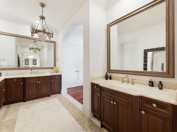 8252 SW 52nd Avenue, Miami FL 33143