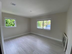 20405 NE 22nd PL, Miami FL 33180