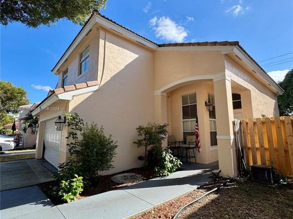 6314 Duval Dr, Margate FL 33063