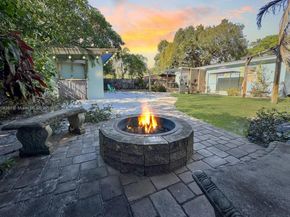 1820 SW 11th Ct, Fort Lauderdale FL 33312