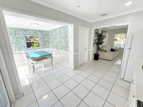 1820 SW 11th Ct, Fort Lauderdale FL 33312