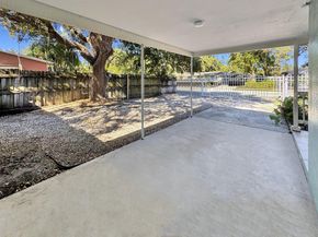 1820 SW 11th Ct, Fort Lauderdale FL 33312