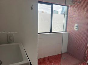 3042 SW 27 Av 8, Miami FL 33133