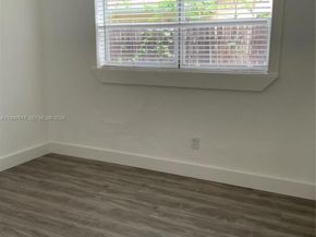 1970 NW 192nd Ter, Miami Gardens FL 33056
