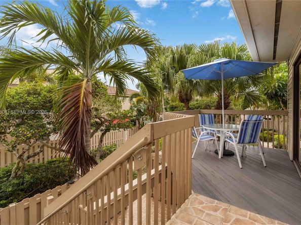 602 Executive Center Dr 208, West Palm Beach FL 33401