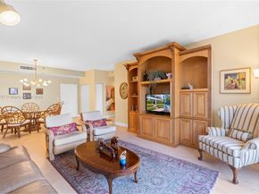3530 Mystic Pointe Dr 102, Aventura FL 33180