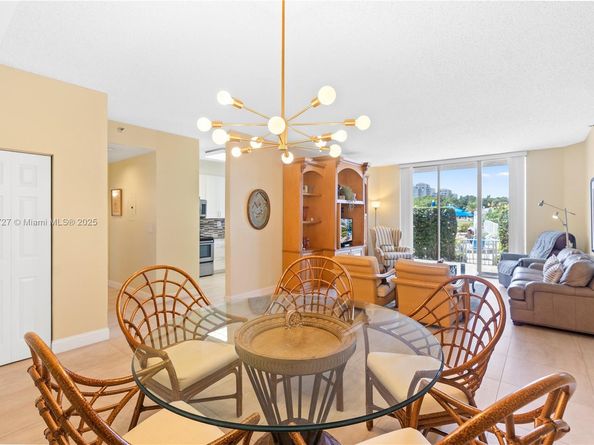 3530 Mystic Pointe Dr 102, Aventura FL 33180