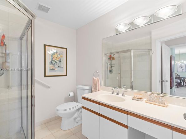 3530 Mystic Pointe Dr 102, Aventura FL 33180