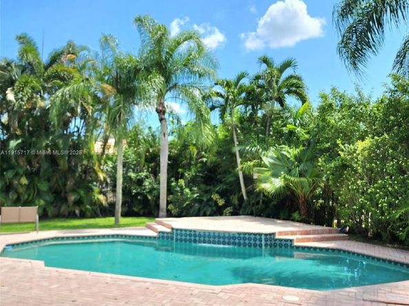 1506 Lantana Ct, Weston FL 33326