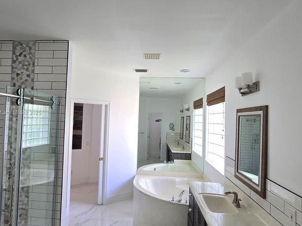 1506 Lantana Ct, Weston FL 33326