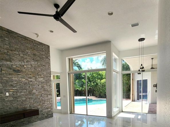 1506 Lantana Ct, Weston FL 33326