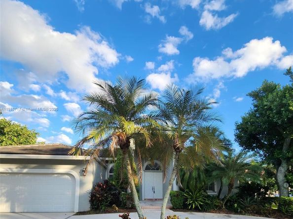 1506 Lantana Ct, Weston FL 33326