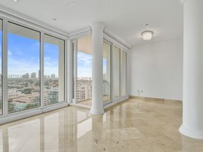 100 Lincoln Rd PH12, Miami Beach FL 33139