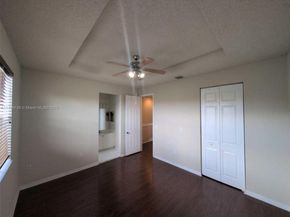 2252 NE 42nd Cir, Homestead FL 33033