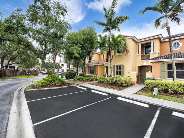 2252 NE 42nd Cir, Homestead FL 33033
